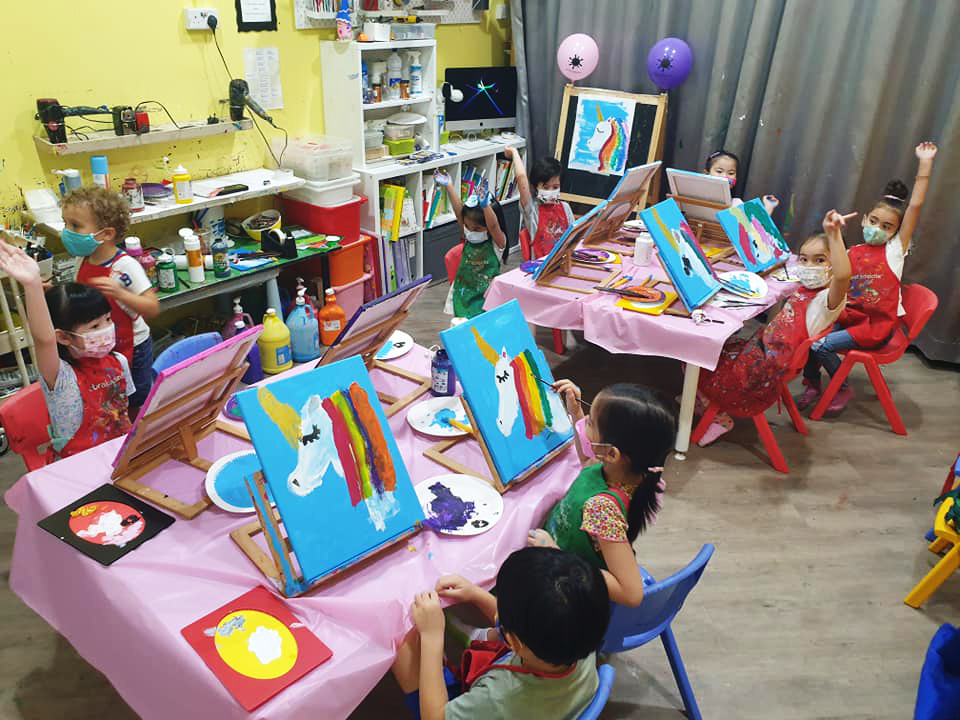 20 best art classes for kids in Singapore