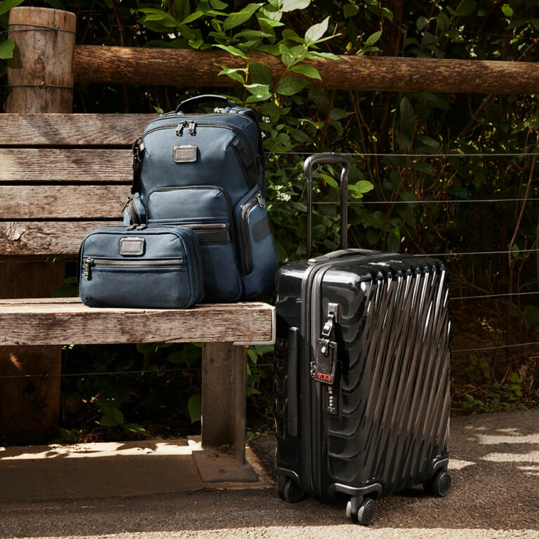 9 Best Luggage Stores in Singapore For All Your Travel Essentials