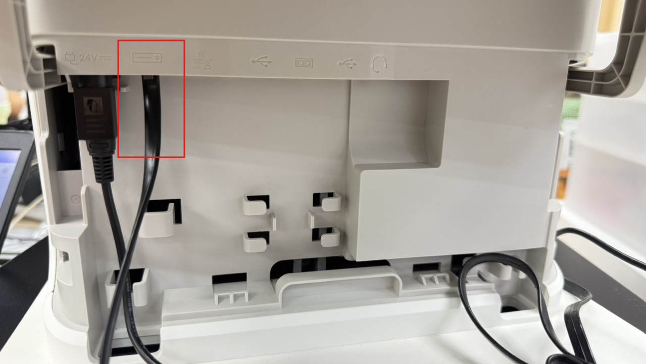 Cash drawer port on the Sunmi K2 Mini